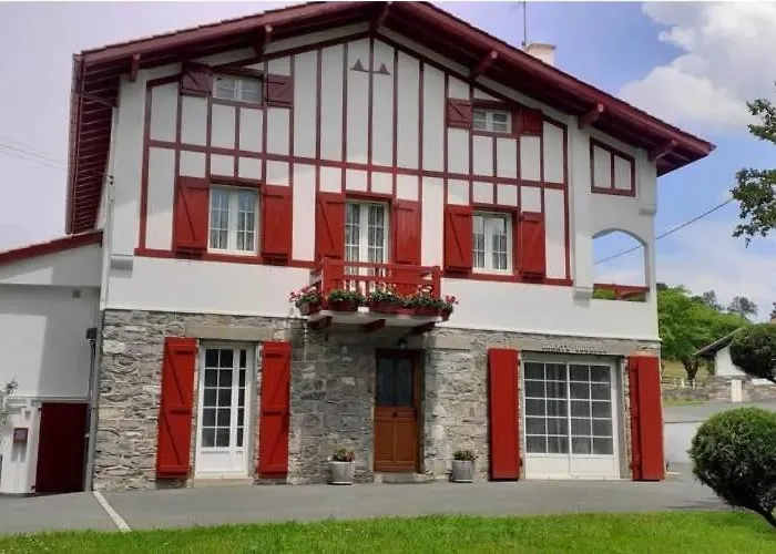 Holiday home Uharte Beherea